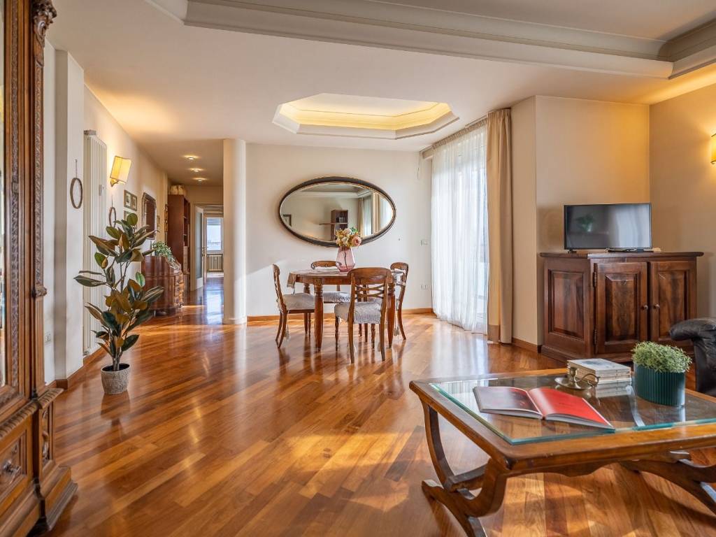 Appartamento a Cattolica in Via Bruno Buozzi, 5 - Foto 2