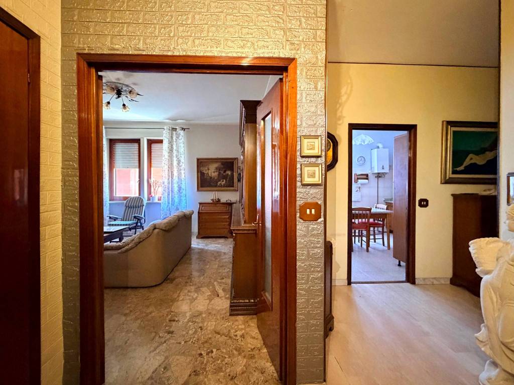 Appartamento a Bra in Corso San Secondo - Foto 2