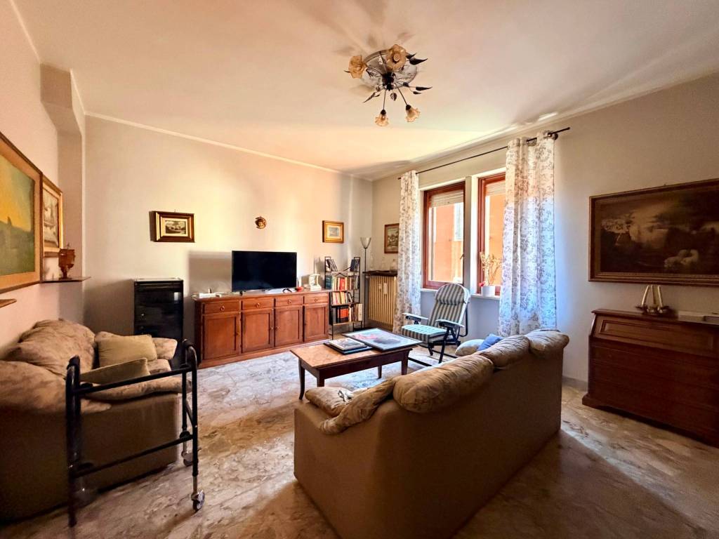 Appartamento a Bra in Corso San Secondo - Foto 3