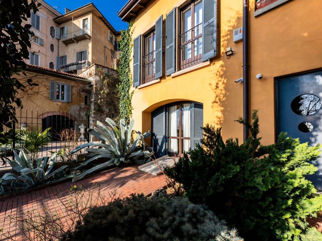 Villa a Bergamo in Viale delle Mura, 34 - Foto 4