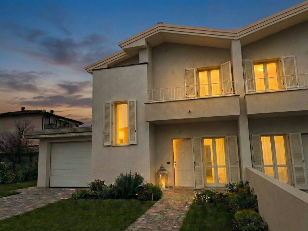 Villa a Serravalle pistoiese in Via Castelnuovo - Foto 4