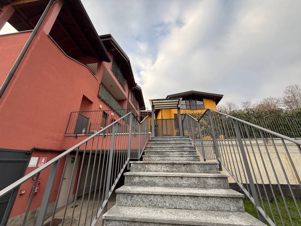 Appartamento a Monguzzo in Via Dante Alighieri, 22 - Foto 2