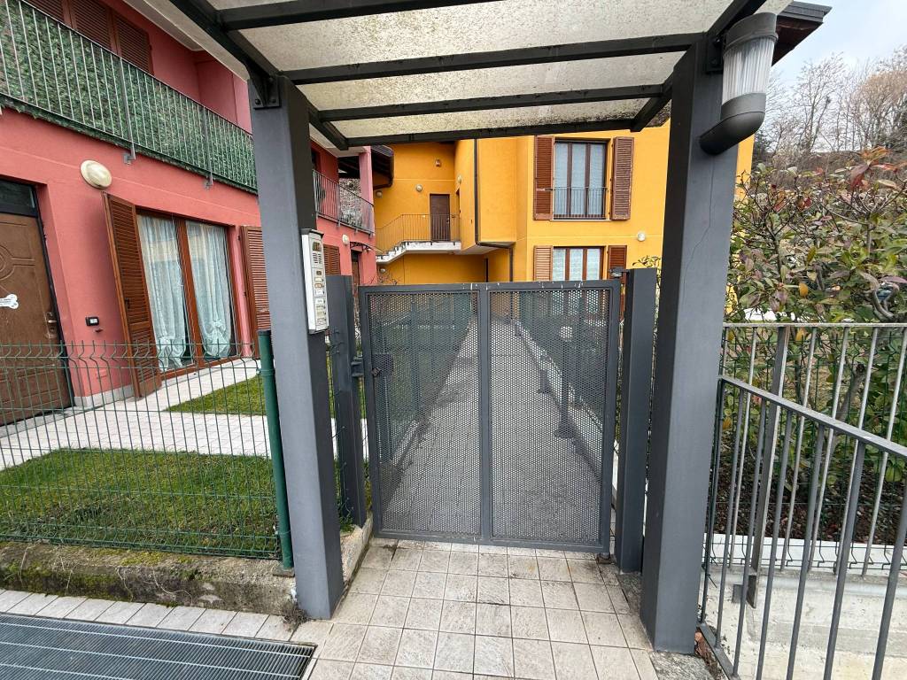 Appartamento a Monguzzo in Via Dante Alighieri, 22 - Foto 3