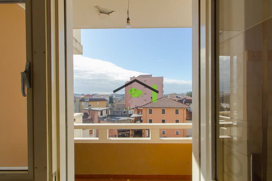 Appartamento a Maniago in Via Edmondo De Amicis, 7 - Foto 5