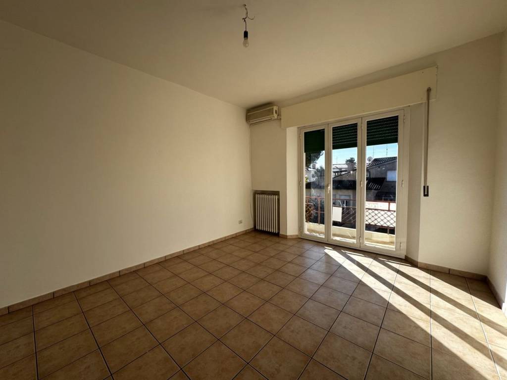 Appartamento a Jesi in Via Raffaello Sanzio - Foto 2