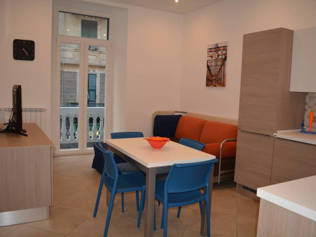 Appartamento a Savona in Via Bartolomeo Guidobono - Foto 4
