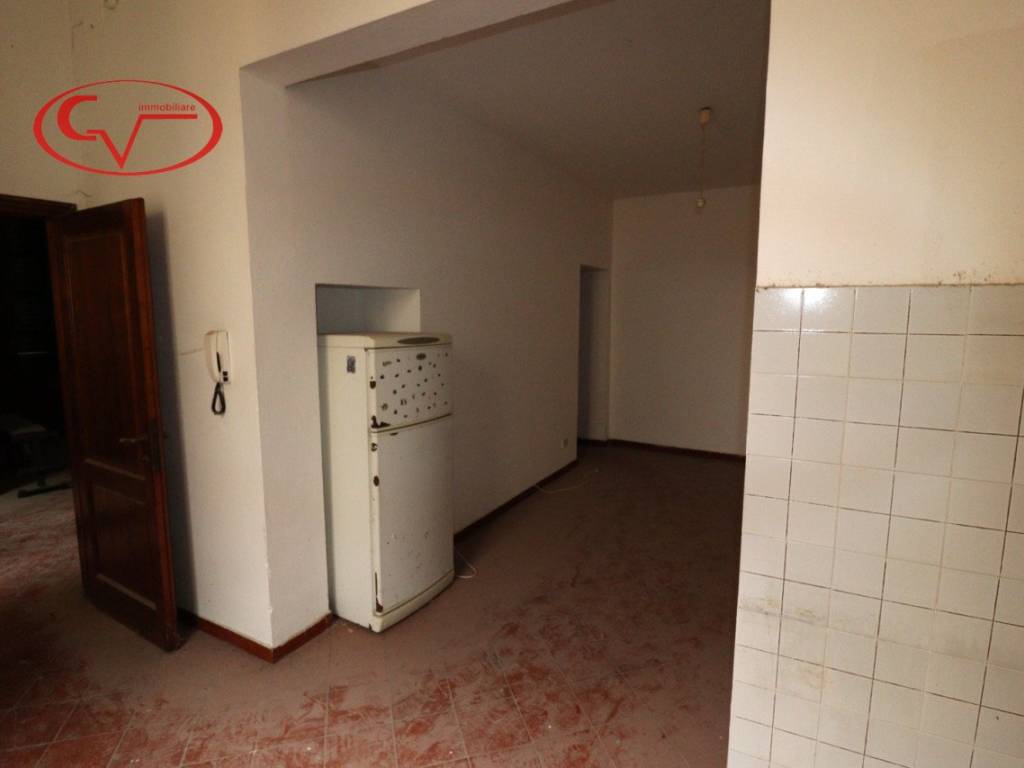 Appartamento a Montevarchi in Via Roma - Foto 3