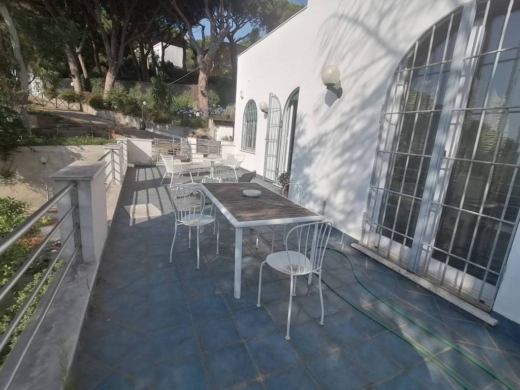 Villa a Spotorno in Via dei Pini - Foto 4