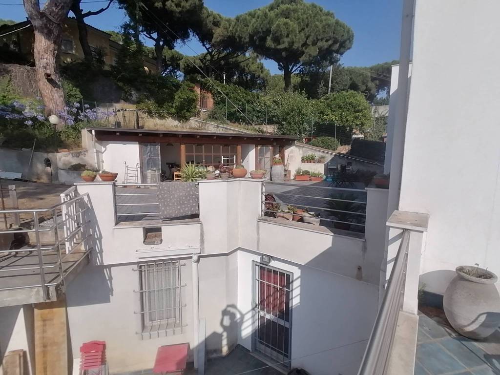 Villa a Spotorno in Via dei Pini - Foto 5
