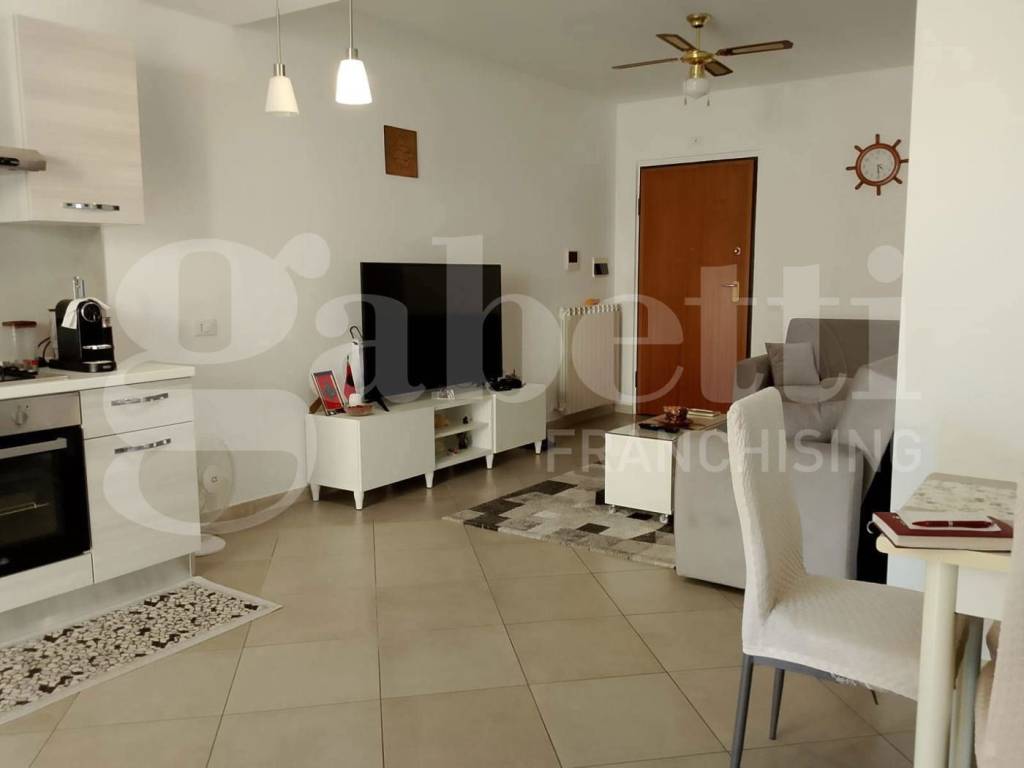 Appartamento a Alba adriatica in Via Marchianò, 1 - Foto 3