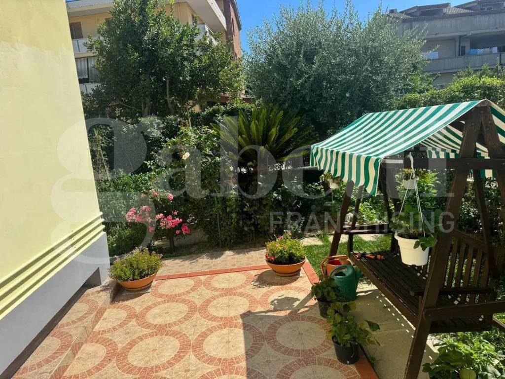 Appartamento a Alba adriatica in Via Marchianò, 1 - Foto 5