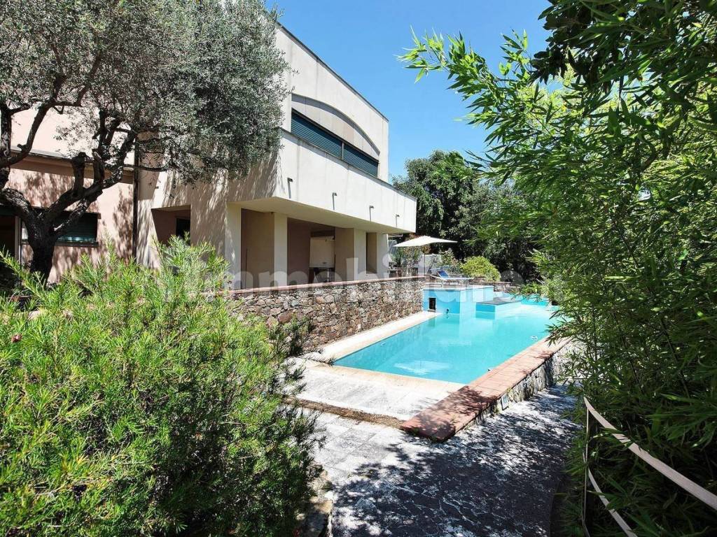 Villa a Arenzano in Via della Rotonda, 22 - Foto 3
