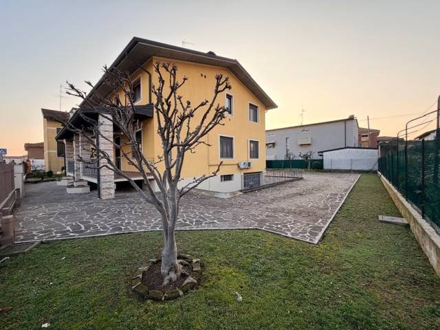 Attico / mansarda a Castrezzato - Foto 4