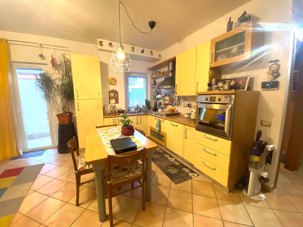 Appartamento a Perugia in Via Paolo Ceccarelli, 9 - Foto 3