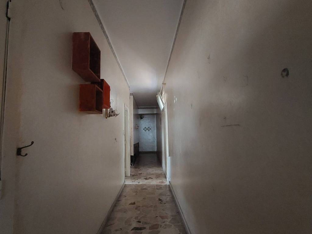 Appartamento a Catania in Via Ammiraglio Caracciolo - Foto 5