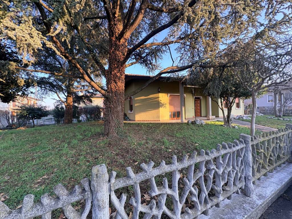 Villa a Montichiari in Via Sant'Antonio - Foto 5