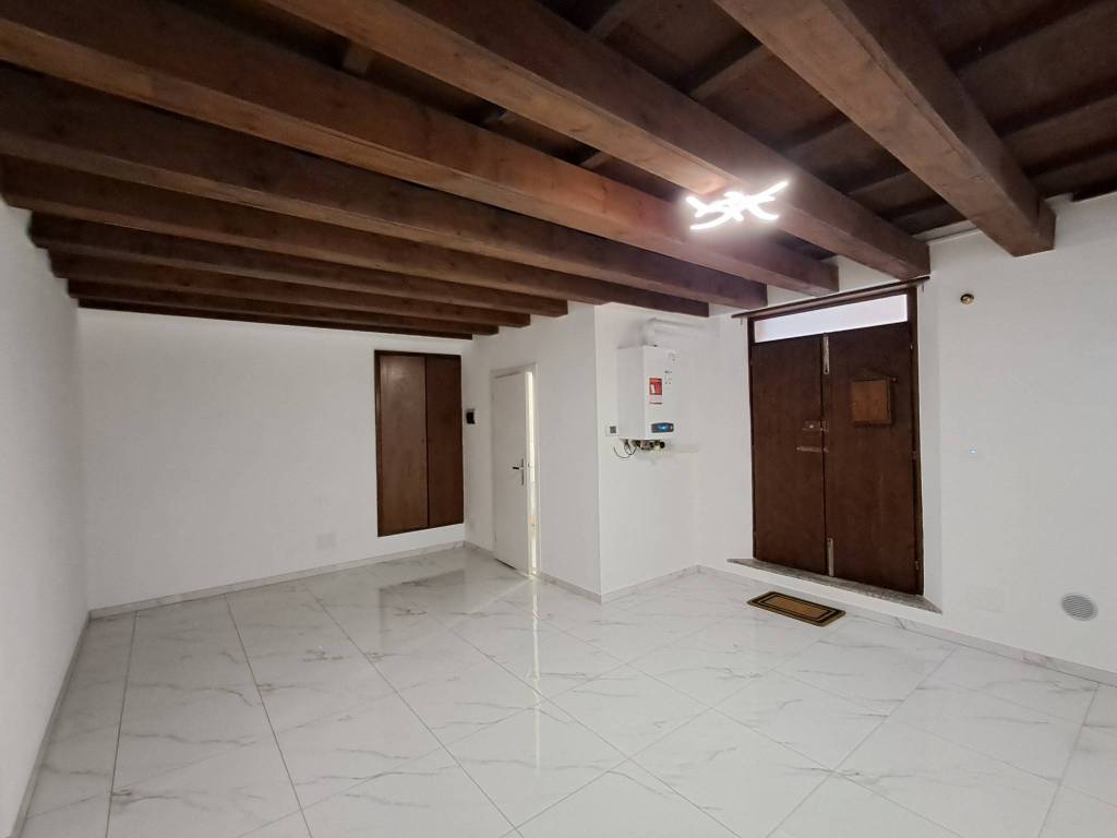 Appartamento a Ferrara in Via Carri - Foto 2