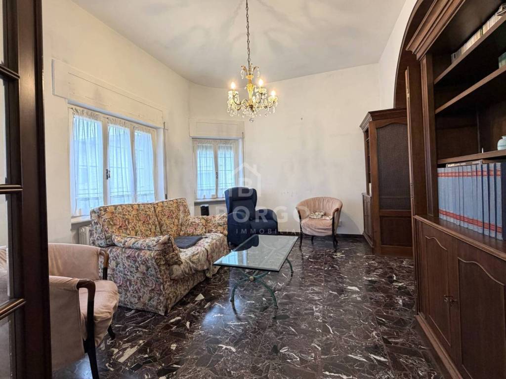 Villa a Pescia in Via del Vecchio Mercato - Foto 5