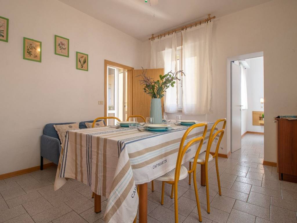 Appartamento a Cattolica in Via Filippo Corridoni, 40 - Foto 4