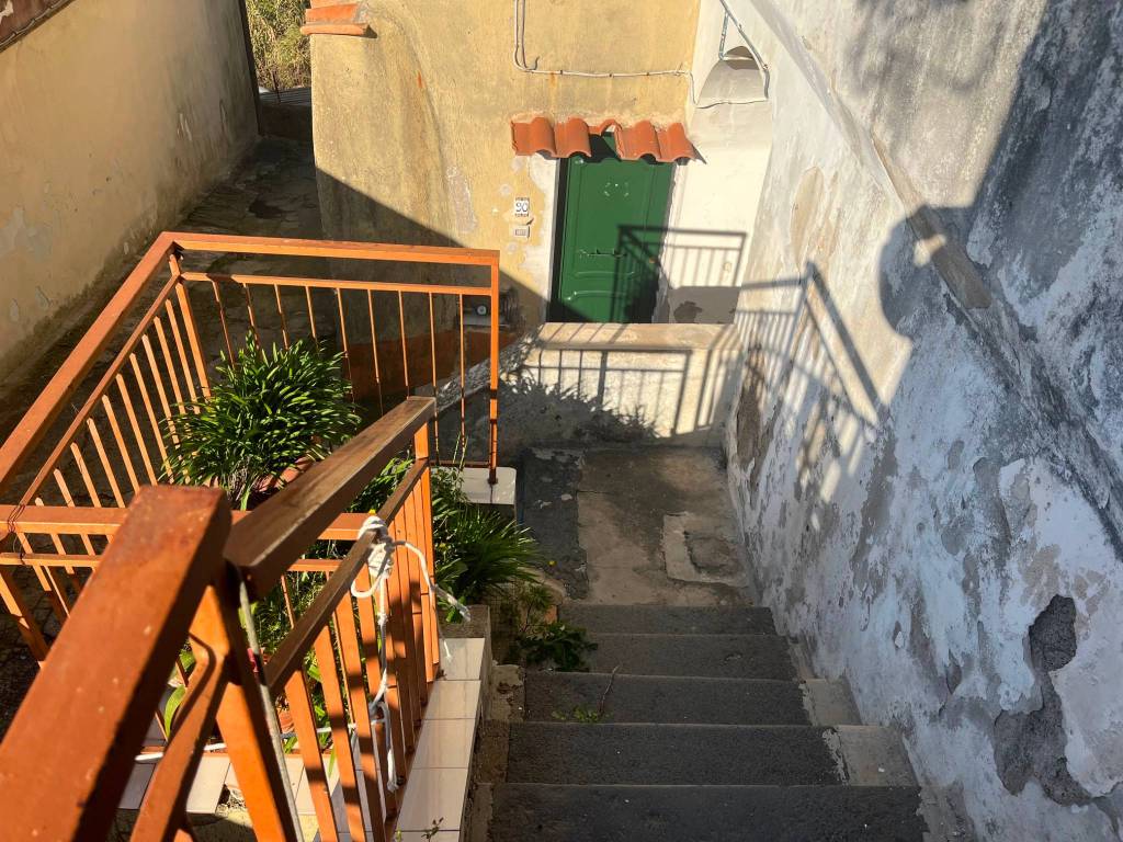 Casa indipendente a Salerno in Via Cappelle Superiori - Foto 4