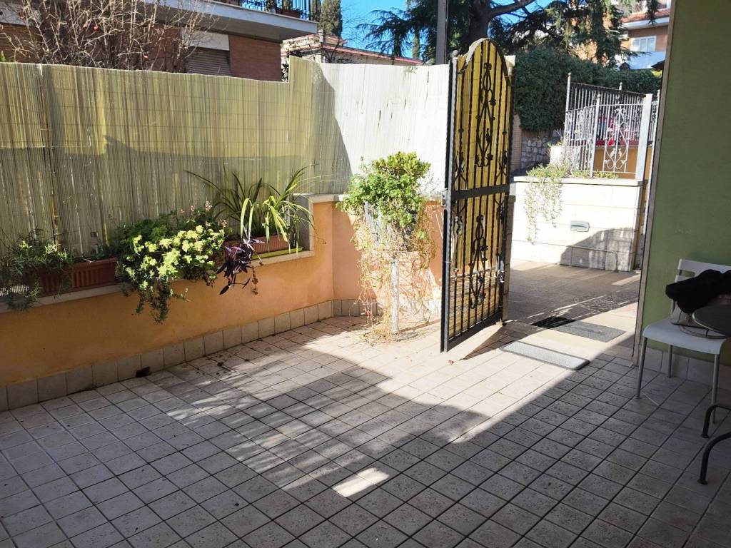 Appartamento a Guidonia montecelio - Foto 2
