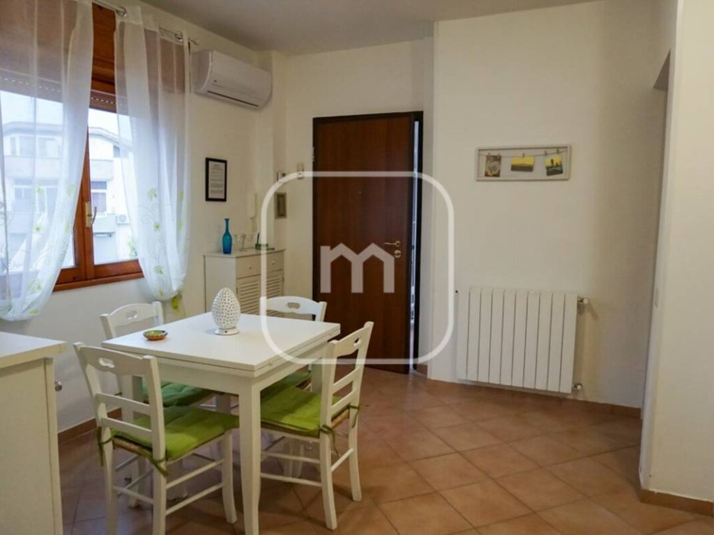 Appartamento a Pomezia in Viale Po, 58 - Foto 2
