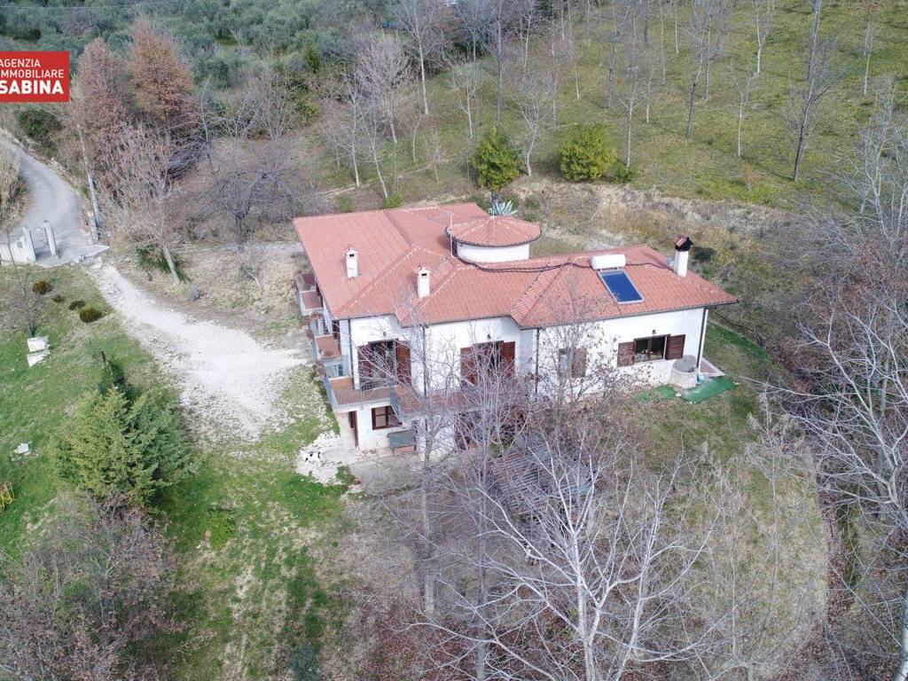 Villa a Poggio mirteto in Via Piedimonte 32/A - Foto 2