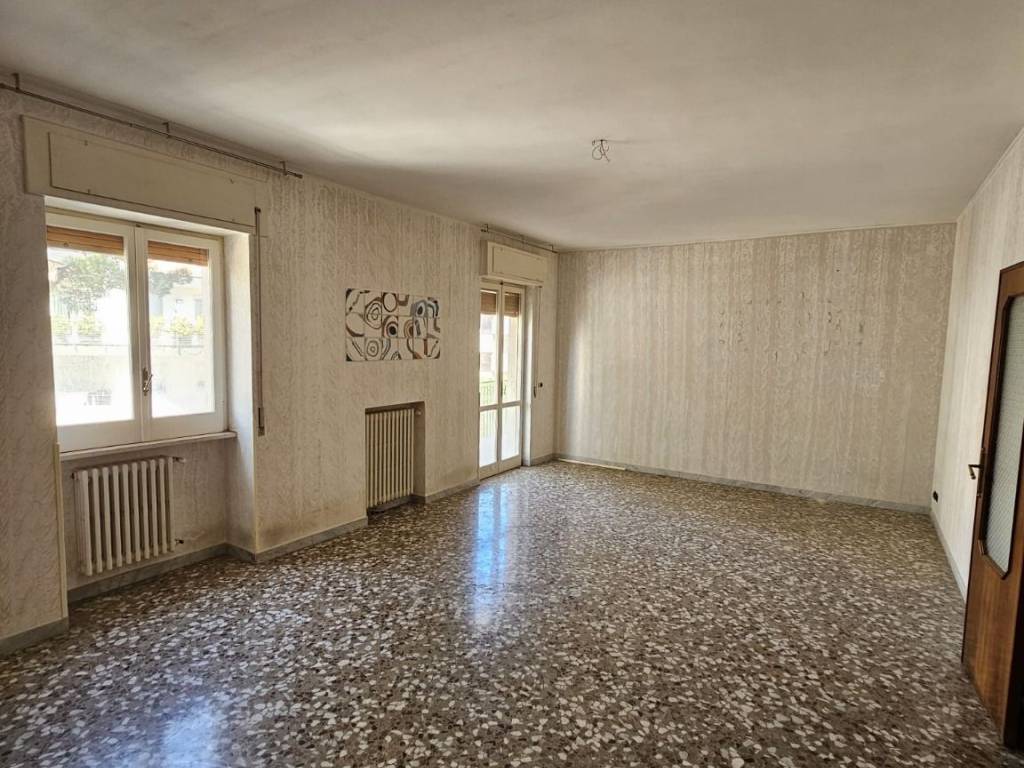 Appartamento a Modugno in Via Giosuè Carducci - Foto 3