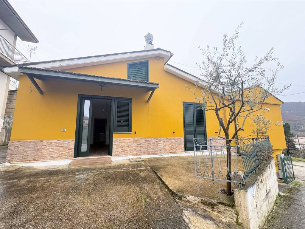 Appartamento a Salza irpina in Via Cittadella - Foto 2