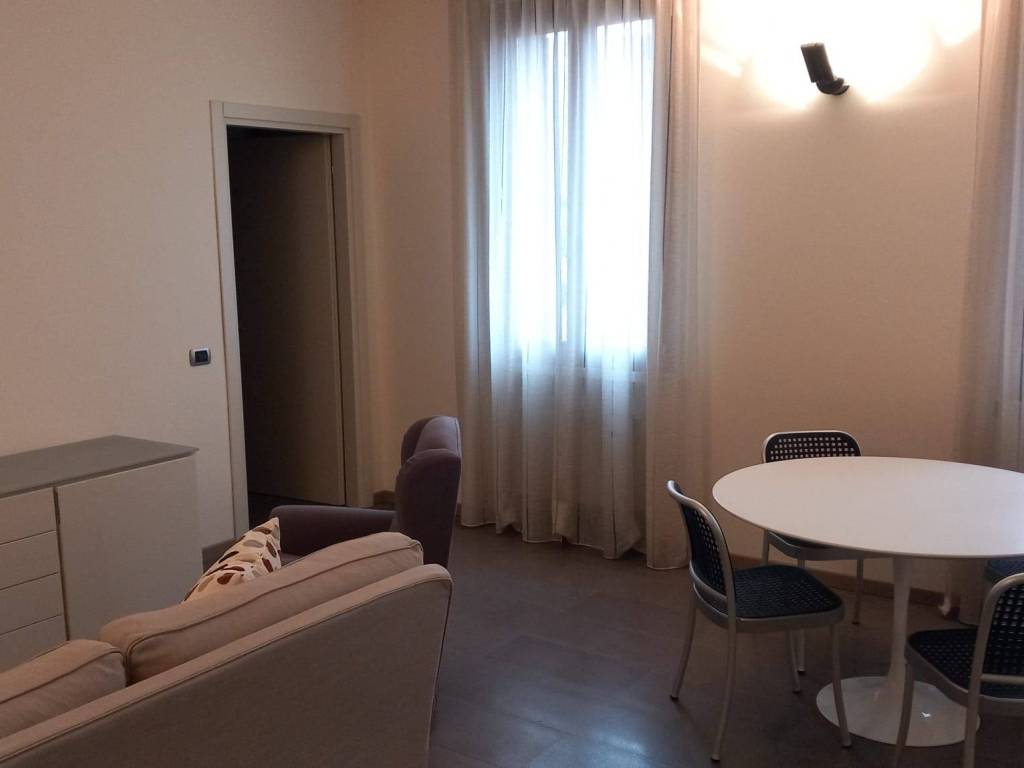 Appartamento a Cremona in Via Francesco Genala - Foto 2