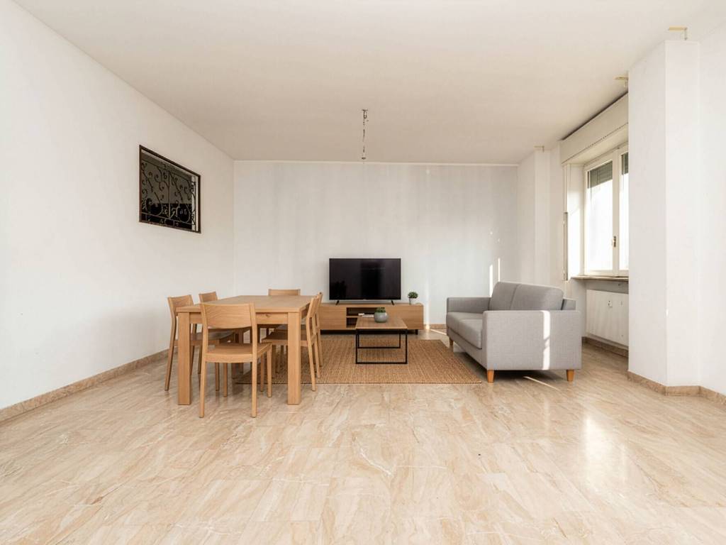 Appartamento a Saronno in Viale Prealpi - Foto 3