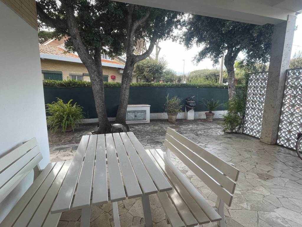 Villa a Fiumicino in Via Portorose - Foto 4