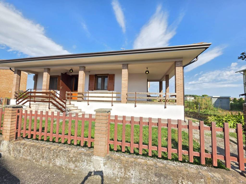 Villa a Sustinente - Foto 2