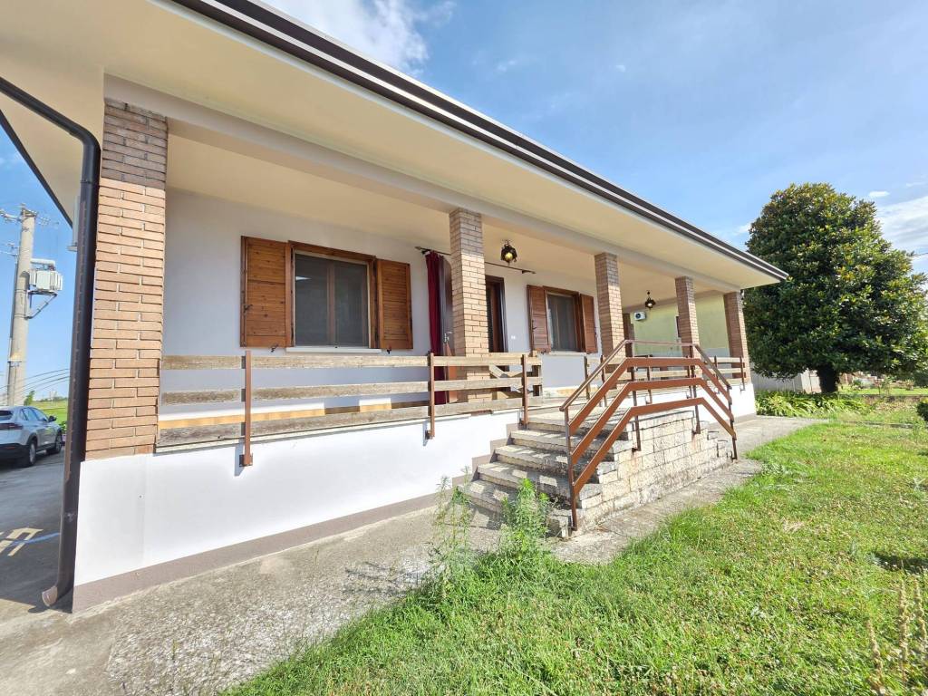 Villa a Sustinente - Foto 4