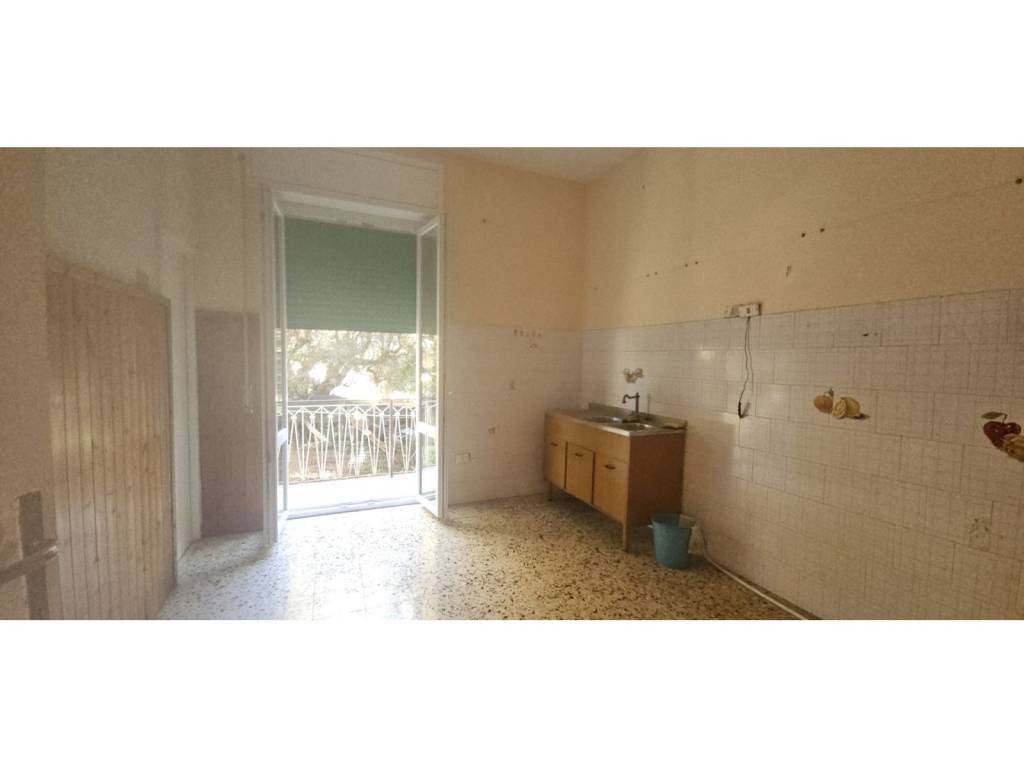 Appartamento a Monterotondo in Via Bruno Angellotti, 27 - Foto 2