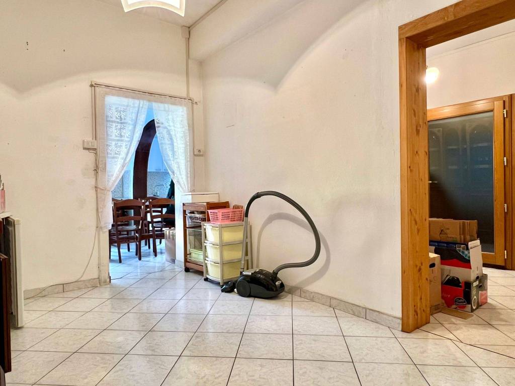 Appartamento a Verbania in Viale Giuseppe Azari, 156 - Foto 4