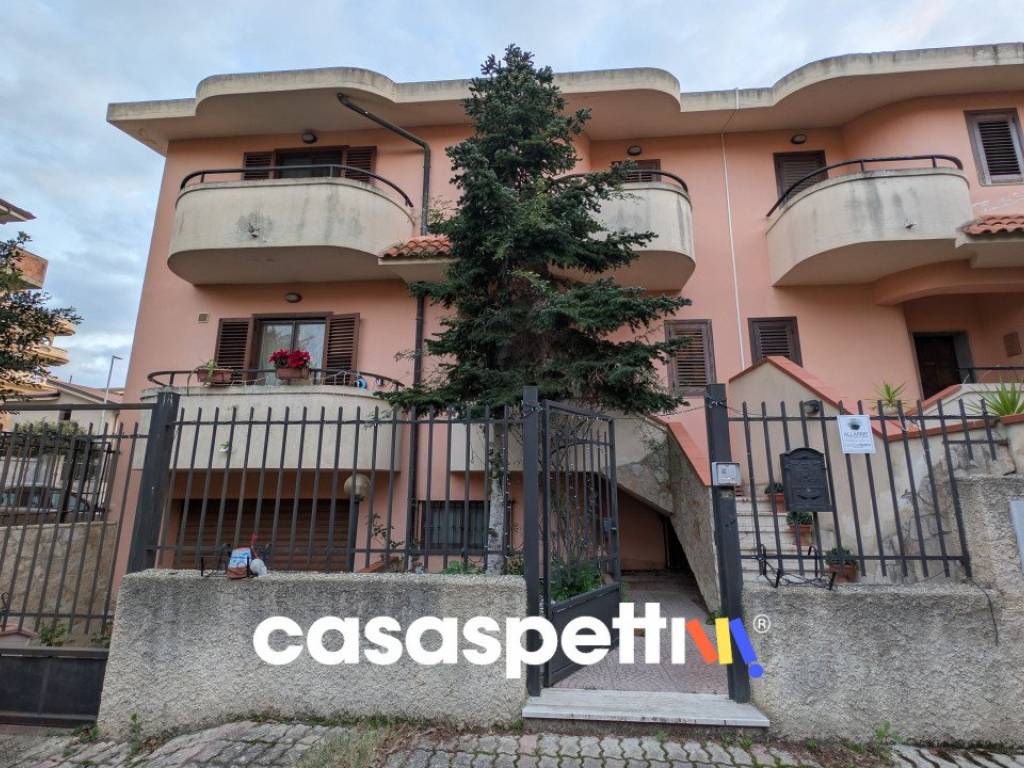 Villetta a schiera a Reggio calabria in Via Filippo Aliquò Taverriti, 28 - Foto 5