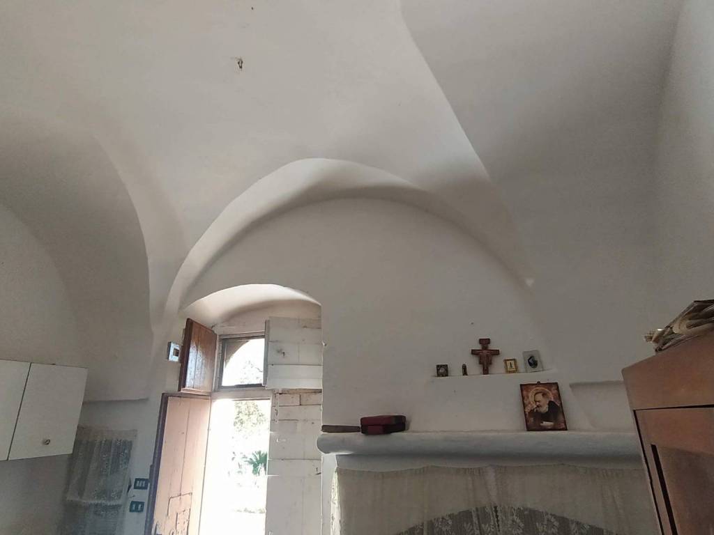 Rustico / casale a San michele salentino in SS581 - Foto 4