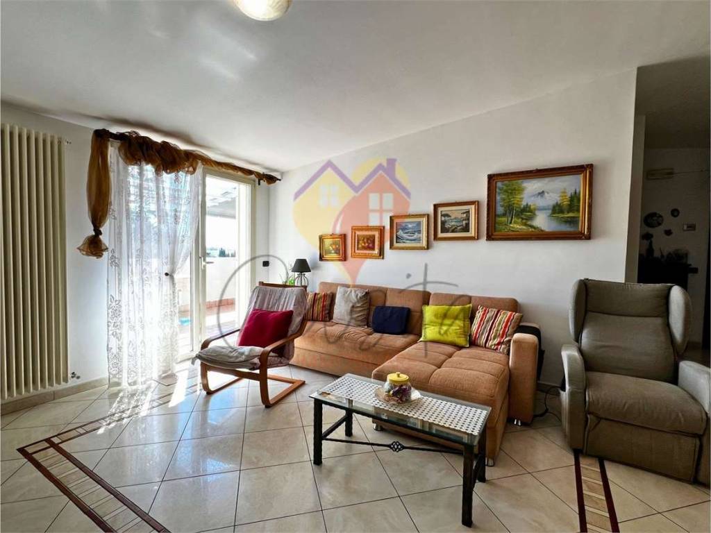 Appartamento a Alba adriatica in Via Michetti, 6 - Foto 4