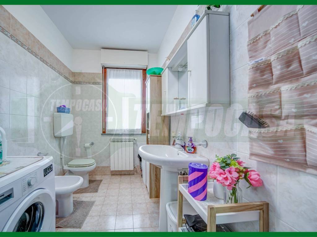Appartamento a Gallarate in Via monteleone - Foto 5