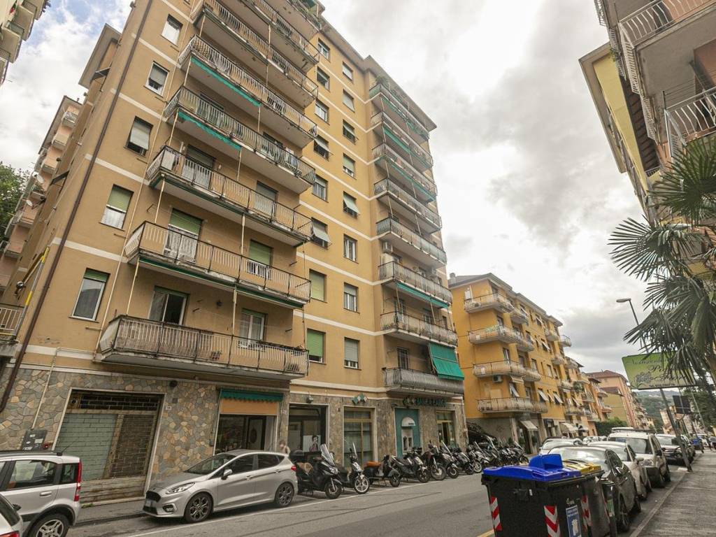 Appartamento a Campomorone in Via Alcide De Gasperi, 22 - Foto 2