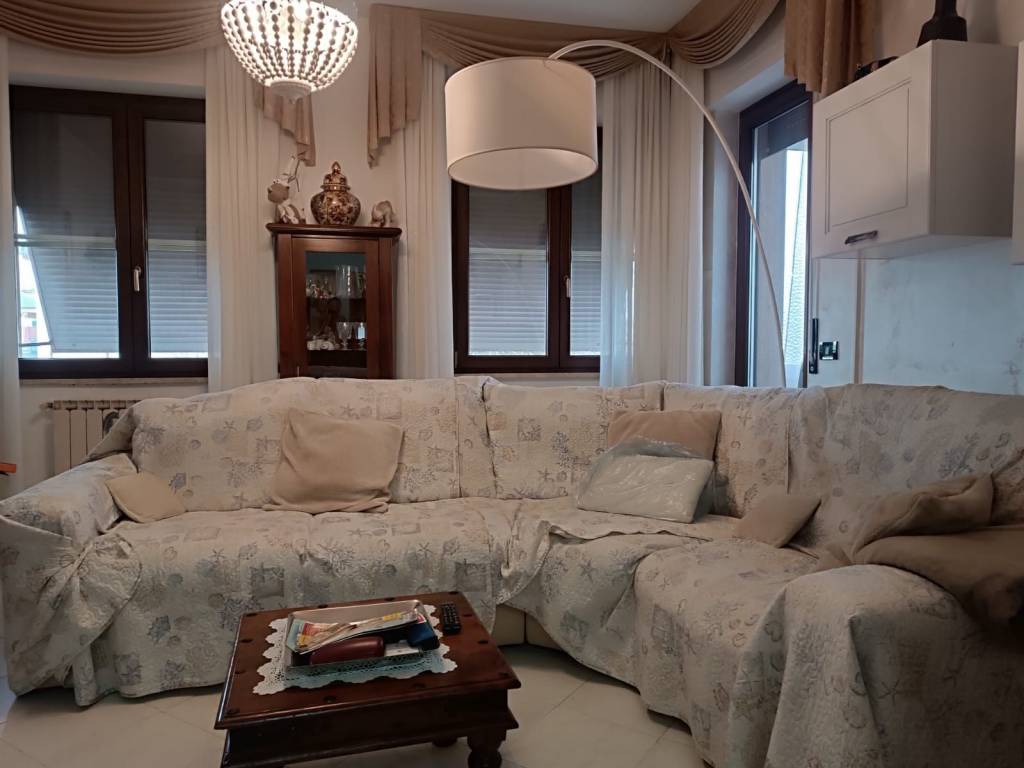 Appartamento a Collesalvetti in Via Eugenio Curiel, 13 - Foto 4