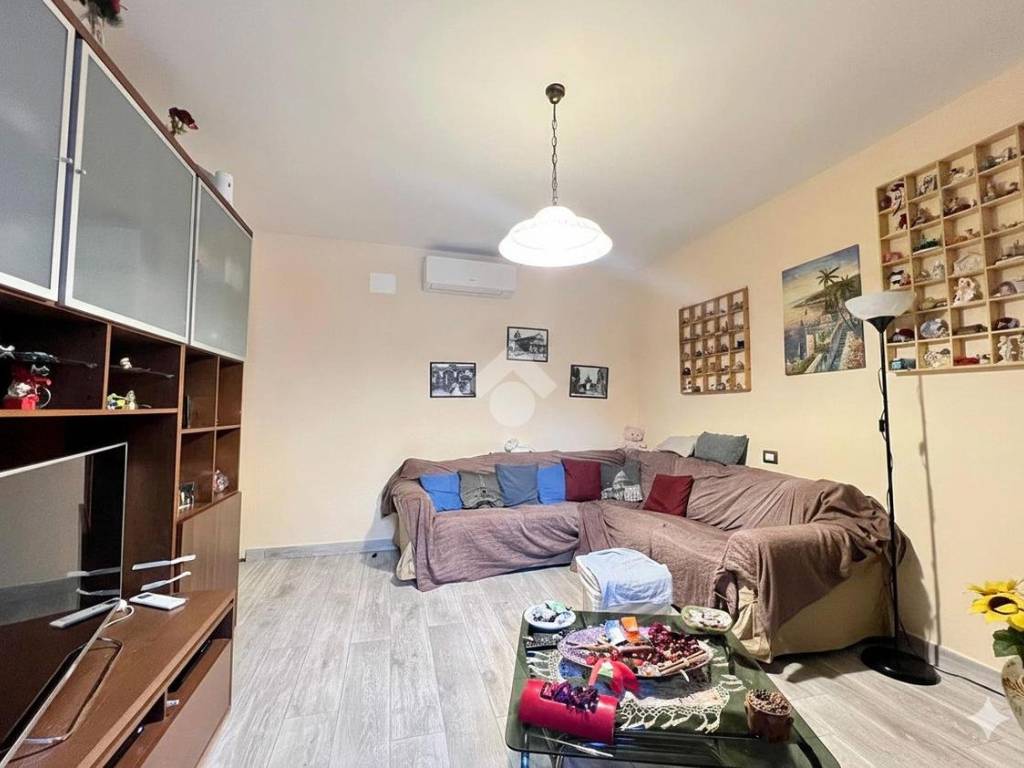Appartamento a Prato in Via 29 Martiri - Foto 2