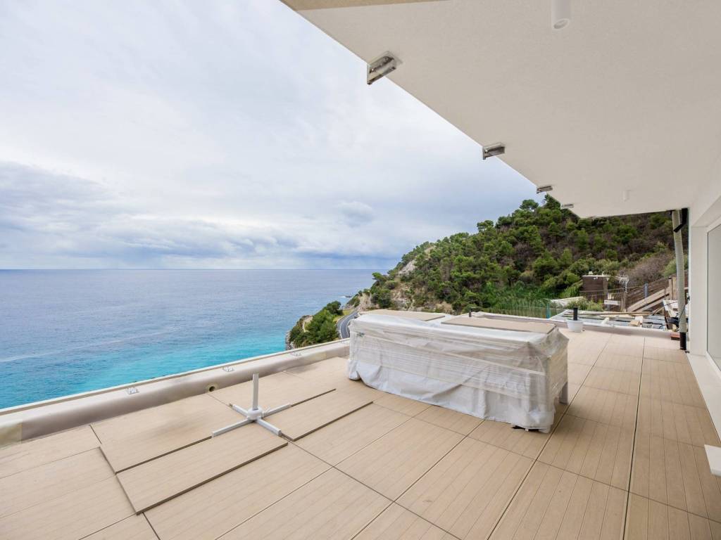 Villa a Bergeggi in Via Mede - Foto 2