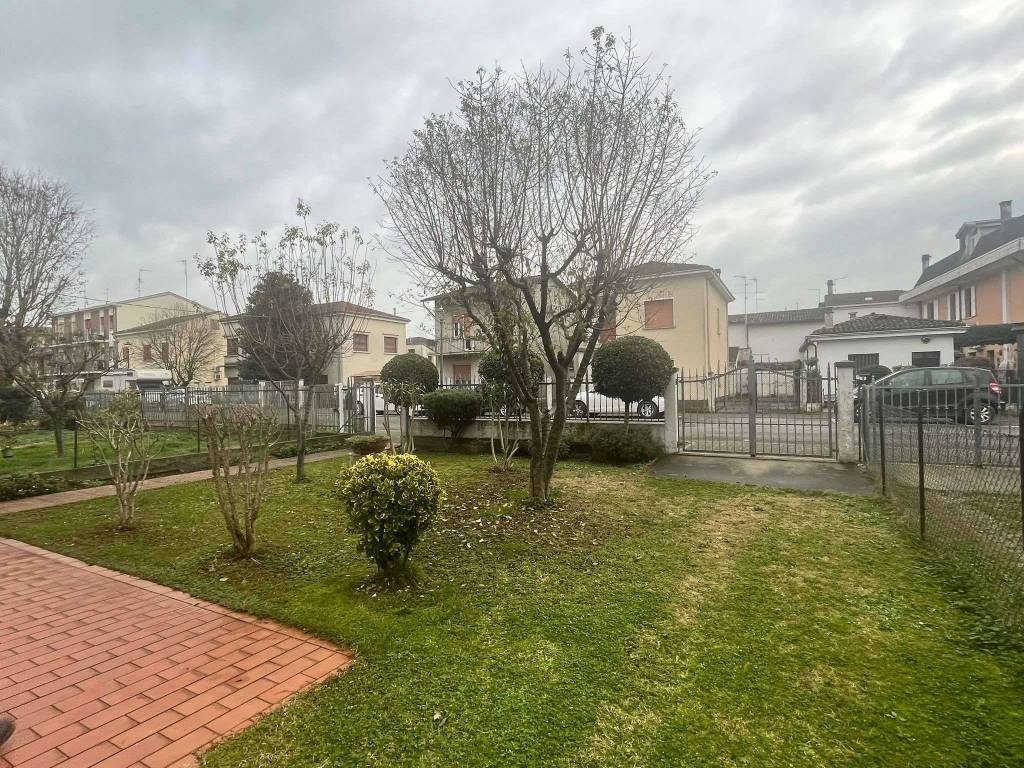 Villa a Moglia in largo On. Bruno Vincenzi - Foto 4