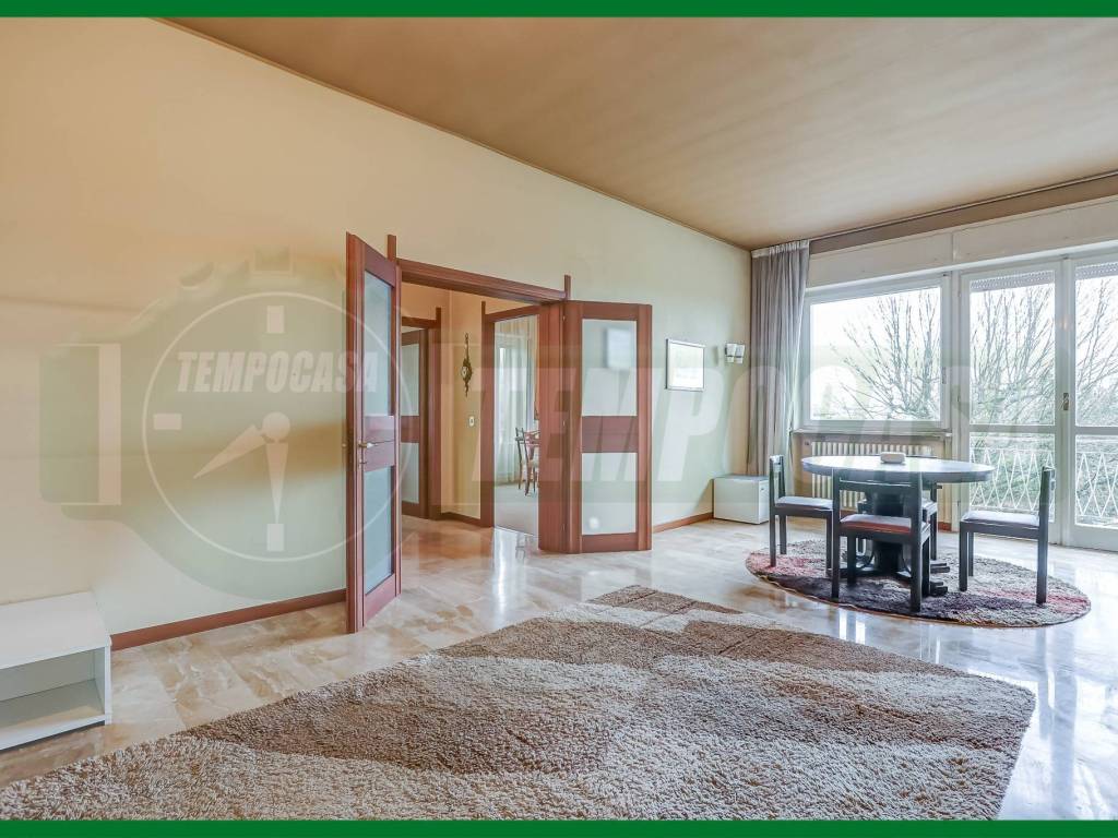 Villa a Besozzo in Via G. Rebuschini - Foto 4