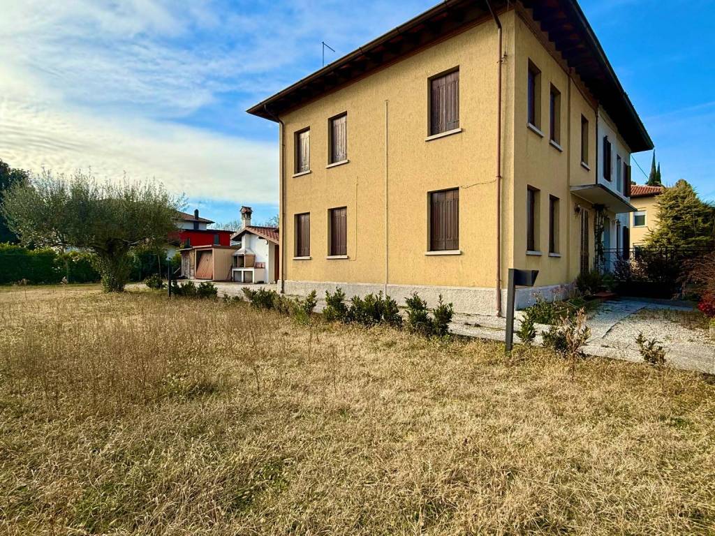 Villa a Pordenone in Via Goffredo Mameli, 8 - Foto 2