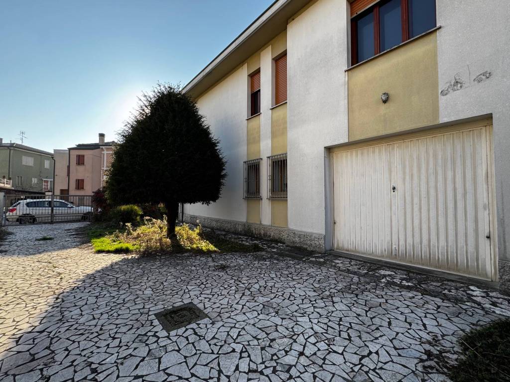 Villa a Legnago in Via Casette, 32 - Foto 4