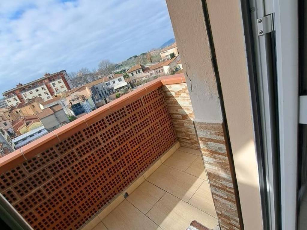 Appartamento a Pontedera - Foto 2