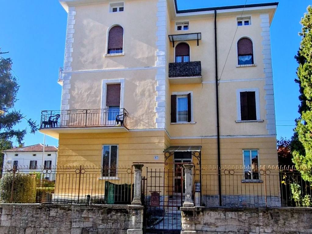 Appartamento a Verona in Via Luigi Luzzatti, 17 - Foto 3